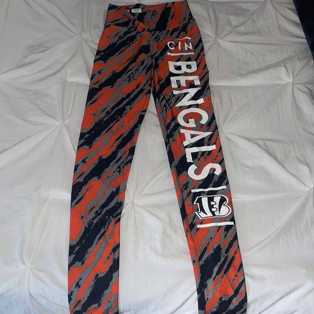 Cincinnati Bengals Team Apparel Leggings NWOT